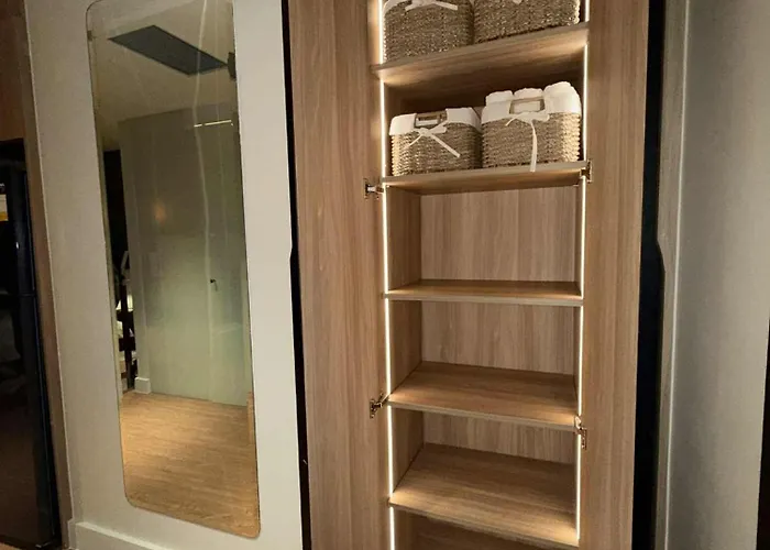 Novotel At Acqua, The Residences By Rm ホテル マニラ市